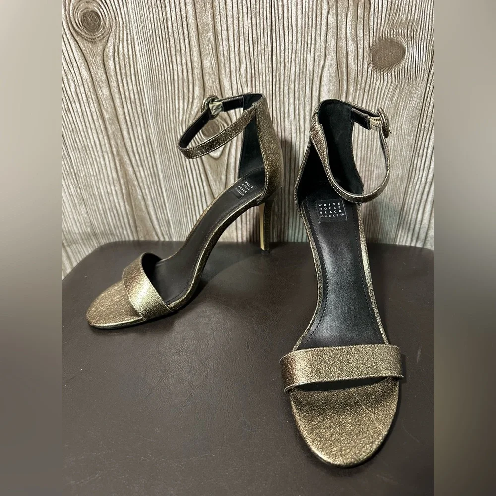 WHBM Antique Gold Strappy Sandal Sz 8